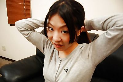 Asian MILF Shizuka Saeki..